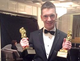 Россиянин Алексей Гончаров получил сразу две премии AVN Awards, известные также как «Порно-Оскар».